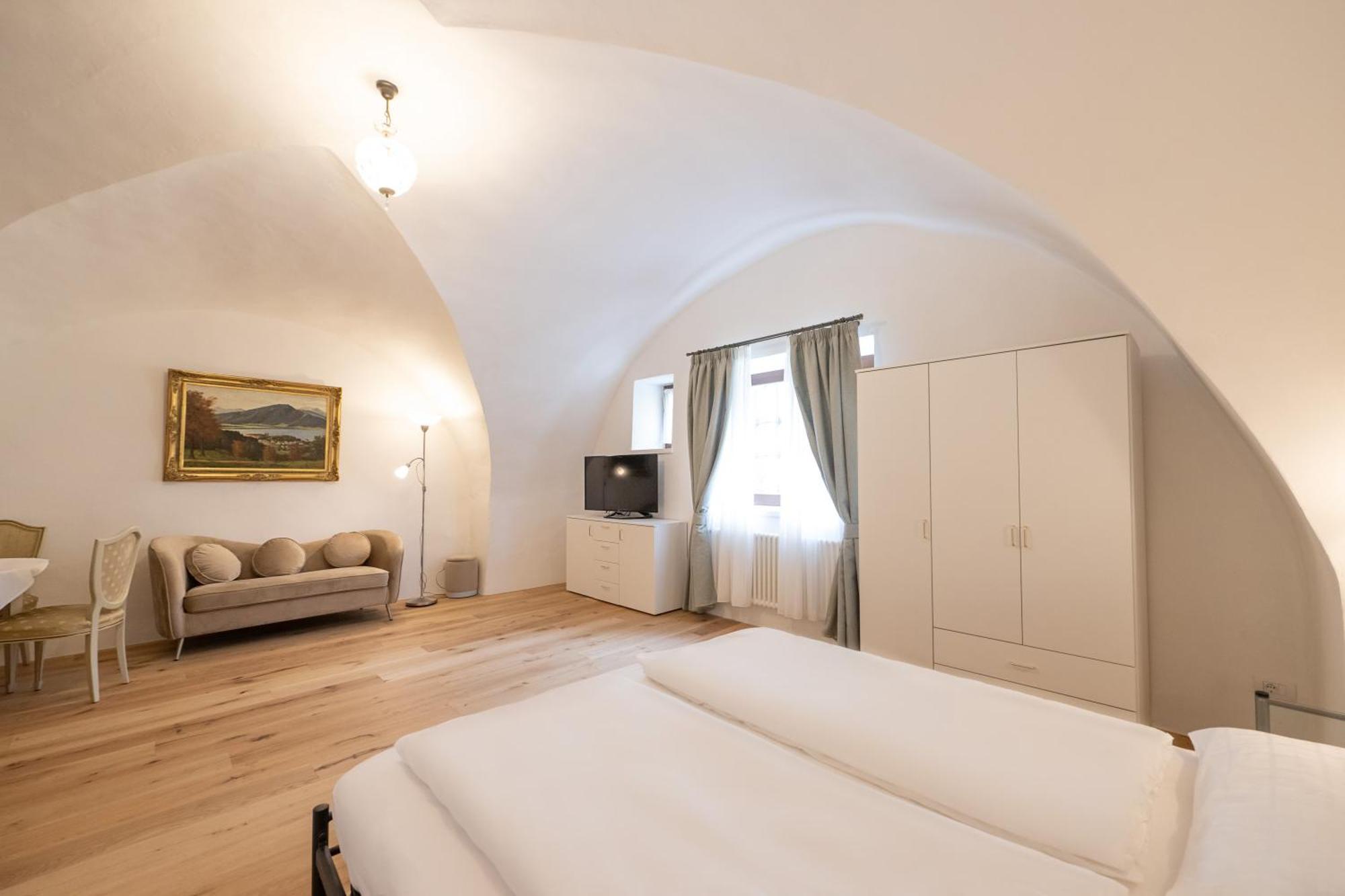 Apartments Schloss Paschbach Appiano Sulla Strada Del Vino Extérieur photo