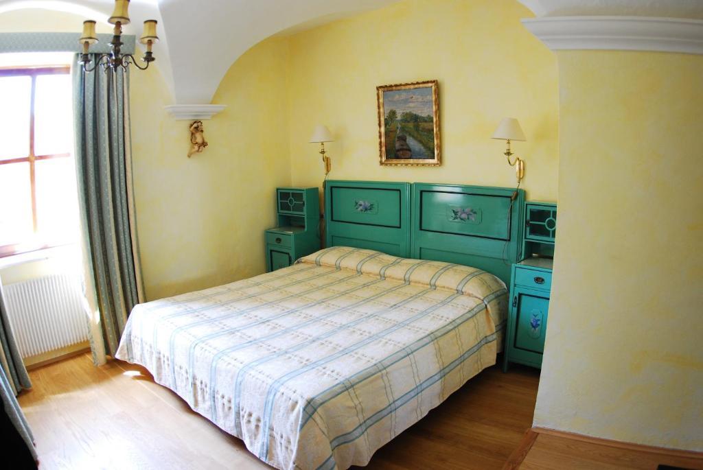 Apartments Schloss Paschbach Appiano Sulla Strada Del Vino Chambre photo