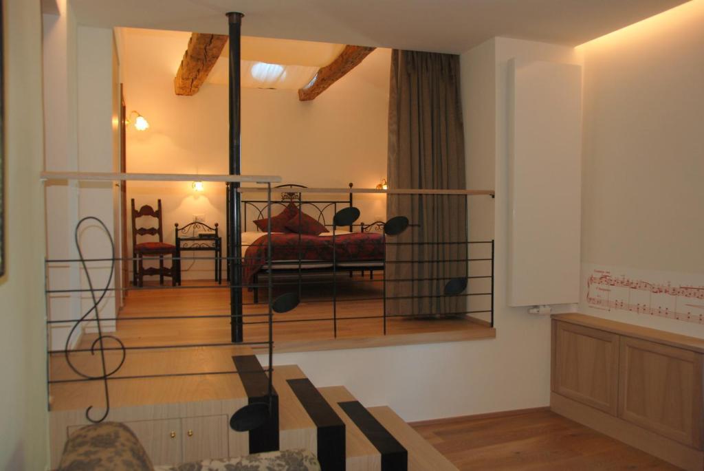 Apartments Schloss Paschbach Appiano Sulla Strada Del Vino Chambre photo